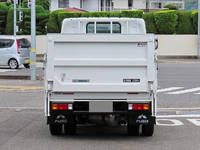 三菱ふそうキャンター平ボディ小型（2t・3t）[写真07]
