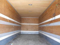 いすゞエルフアルミバン小型（2t・3t）[写真16]