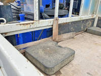 いすゞエルフクレーン4段小型（2t・3t）[写真10]