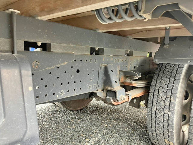 いすゞエルフクレーン4段小型（2t・3t）[写真15]