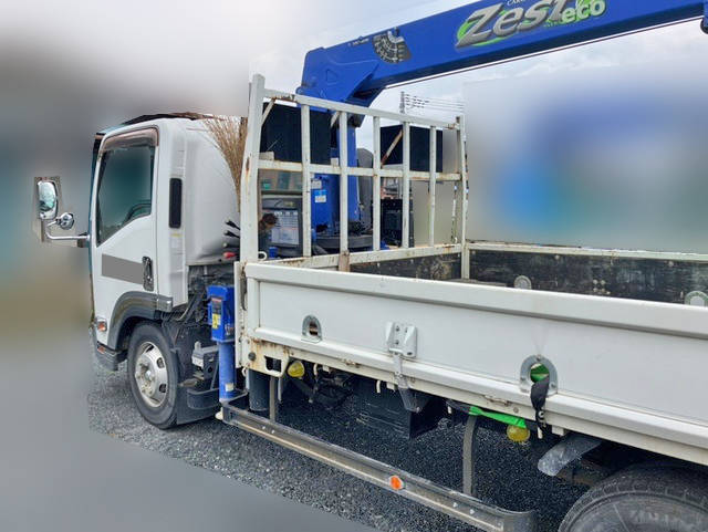 いすゞエルフクレーン4段小型（2t・3t）[写真05]