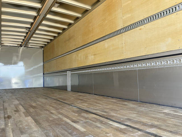 三菱ふそうスーパーグレートアルミウイング大型（10t）[写真14]