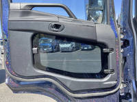 三菱ふそうスーパーグレートアルミウイング大型（10t）[写真28]