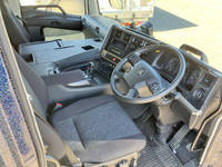 三菱ふそうスーパーグレートアルミウイング大型（10t）[写真35]