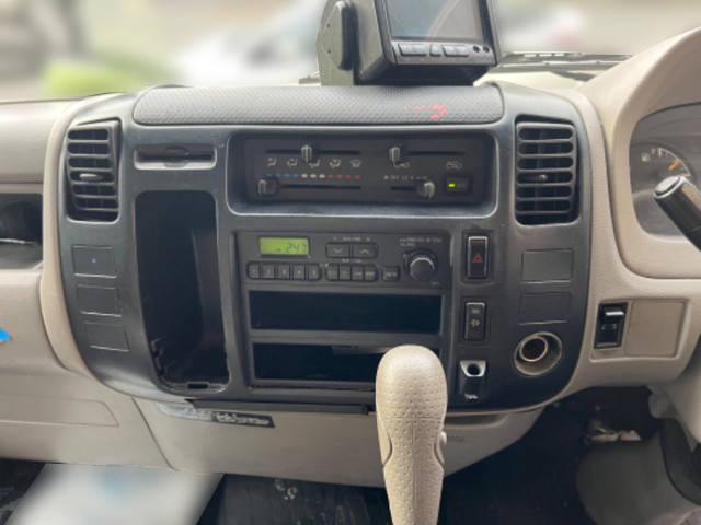 トヨタトヨエースアルミバン小型（2t・3t）[写真28]