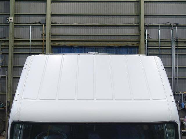 三菱ふそうキャンターアルミウイング小型（2t・3t）[写真07]