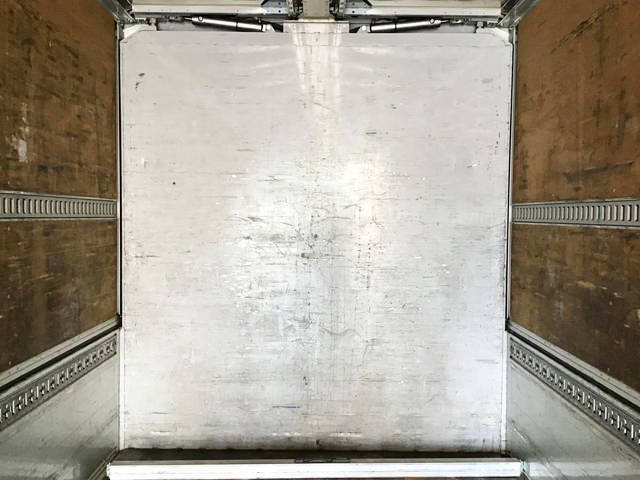 UDトラックスクオンアルミウイング大型（10t）[写真15]