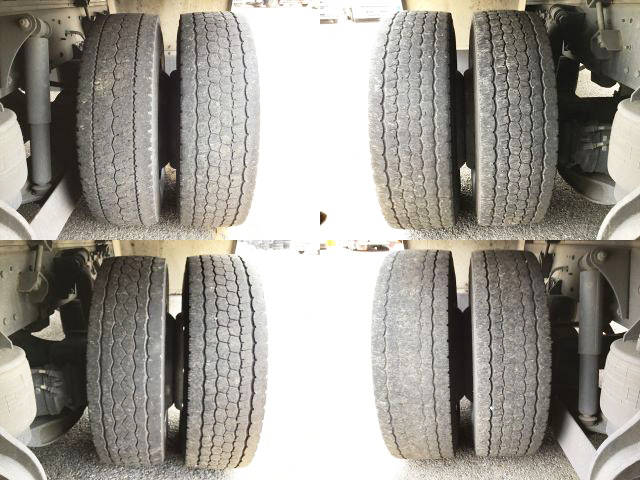 UDトラックスクオンアルミウイング大型（10t）[写真21]