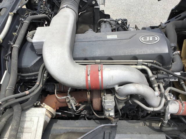 UDトラックスクオンアルミウイング大型（10t）[写真26]