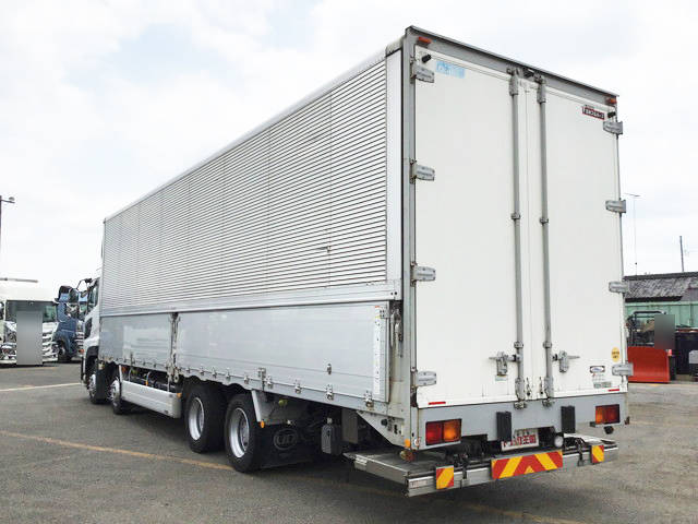 UDトラックスクオンアルミウイング大型（10t）[写真04]