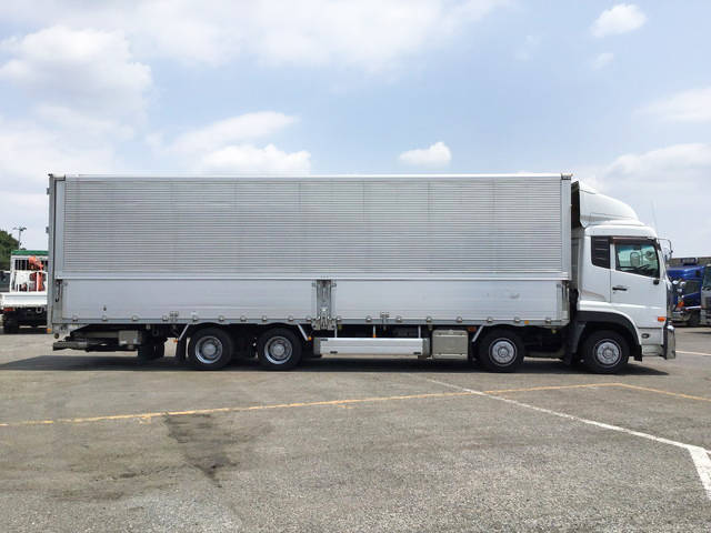 UDトラックスクオンアルミウイング大型（10t）[写真06]