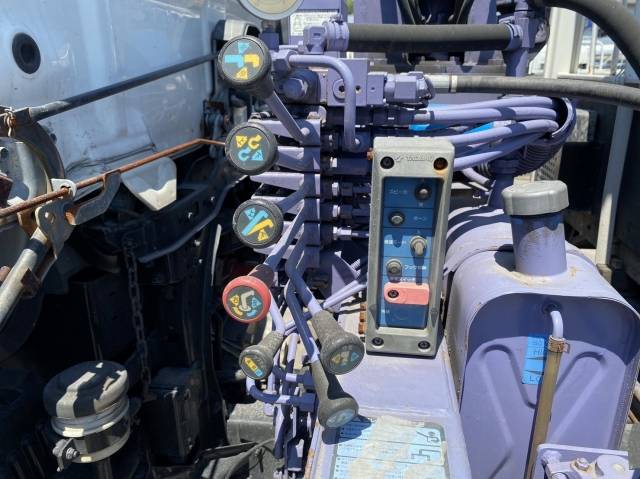 日野レンジャークレーン5段中型（4t）[写真12]