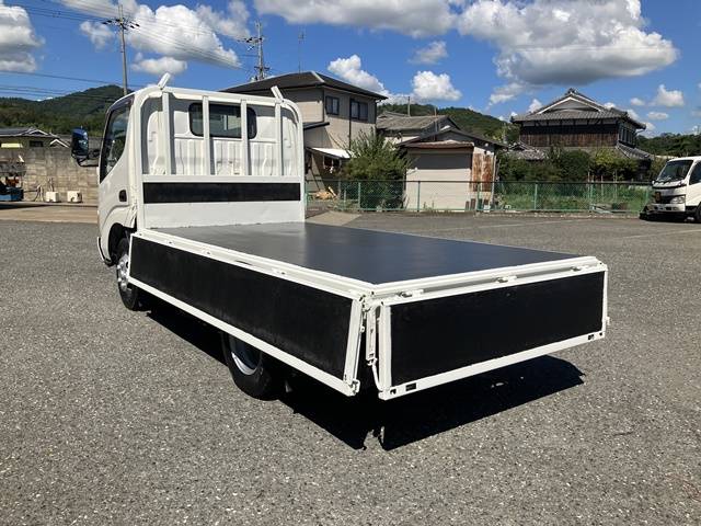 日野デュトロ平ボディ小型（2t・3t）[写真12]