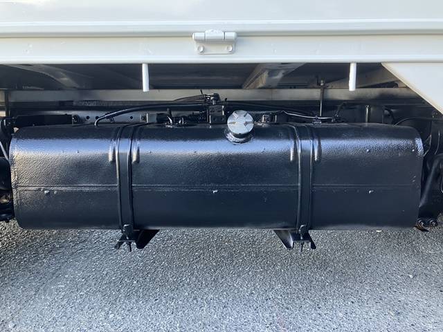 日野デュトロ平ボディ小型（2t・3t）[写真16]