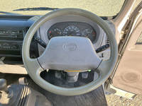 日野デュトロ平ボディ小型（2t・3t）[写真31]