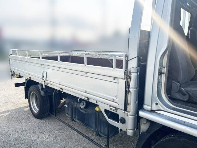 いすゞエルフ平ボディ小型（2t・3t）[写真12]