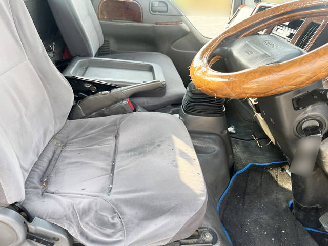 いすゞエルフ平ボディ小型（2t・3t）[写真24]