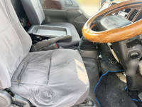 いすゞエルフ平ボディ小型（2t・3t）[写真24]