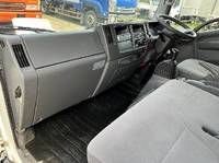 いすゞエルフアルミバン小型（2t・3t）[写真21]