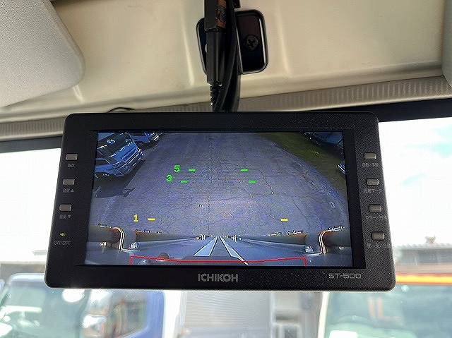 いすゞエルフアルミバン小型（2t・3t）[写真27]