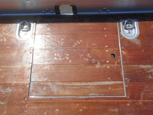 三菱ふそうスーパーグレートセルフクレーン4段大型（10t）[写真17]