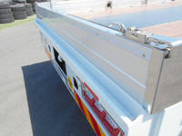 三菱ふそうスーパーグレートセルフクレーン4段大型（10t）[写真20]