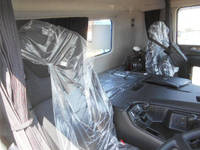 三菱ふそうスーパーグレートセルフクレーン4段大型（10t）[写真32]