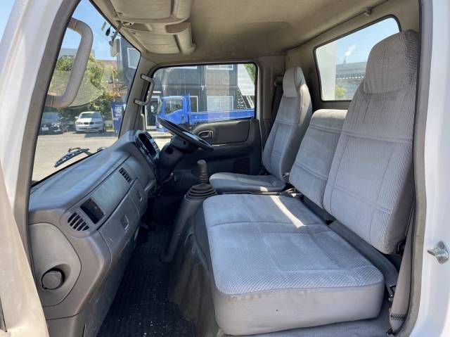 マツダタイタンセルフローダー中型（4t）[写真32]