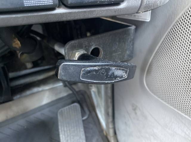 マツダタイタンセルフローダー中型（4t）[写真37]