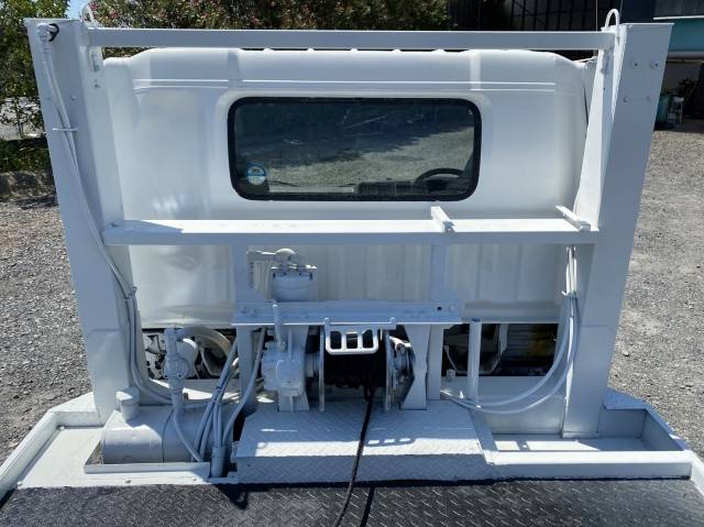 マツダタイタンセルフローダー中型（4t）[写真09]