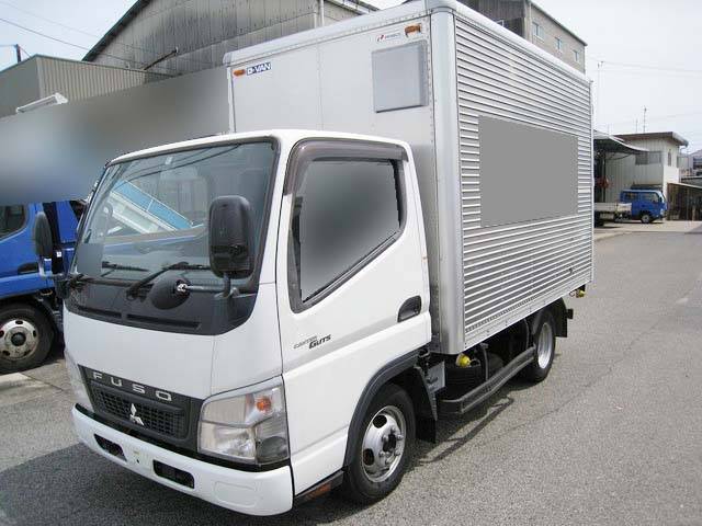 三菱ふそうキャンターガッツアルミバン小型（2t・3t）[写真03]