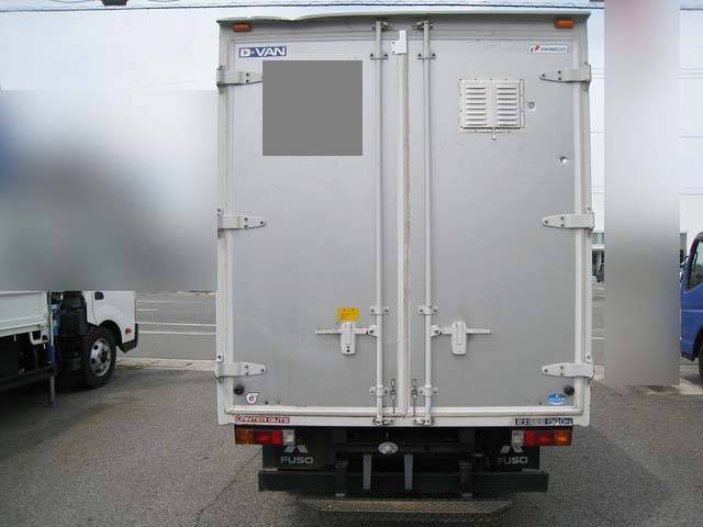 三菱ふそうキャンターガッツアルミバン小型（2t・3t）[写真06]