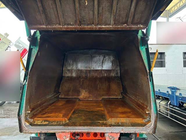 いすゞエルフパッカー車（塵芥車）小型（2t・3t）[写真18]