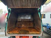 いすゞエルフパッカー車（塵芥車）小型（2t・3t）[写真18]