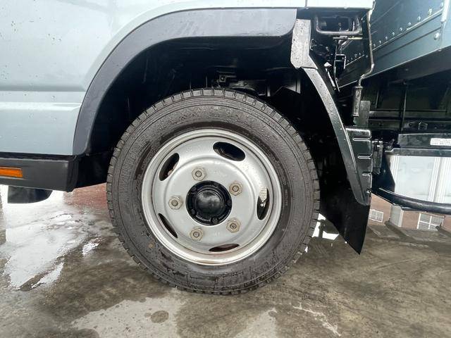 三菱ふそうキャンターパネルバン小型（2t・3t）[写真19]