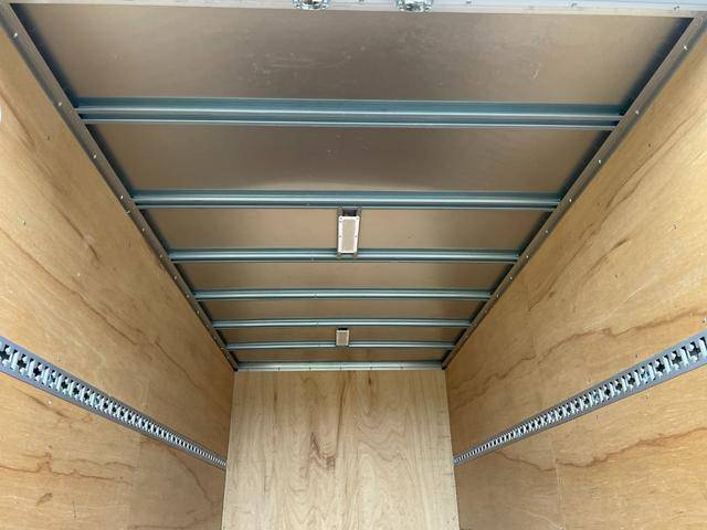 三菱ふそうキャンターパネルバン小型（2t・3t）[写真37]