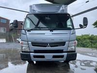 三菱ふそうキャンターパネルバン小型（2t・3t）[写真06]