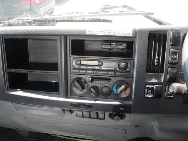 いすゞフォワード深ダンプ（土砂禁ダンプ）中型（4t）[写真19]