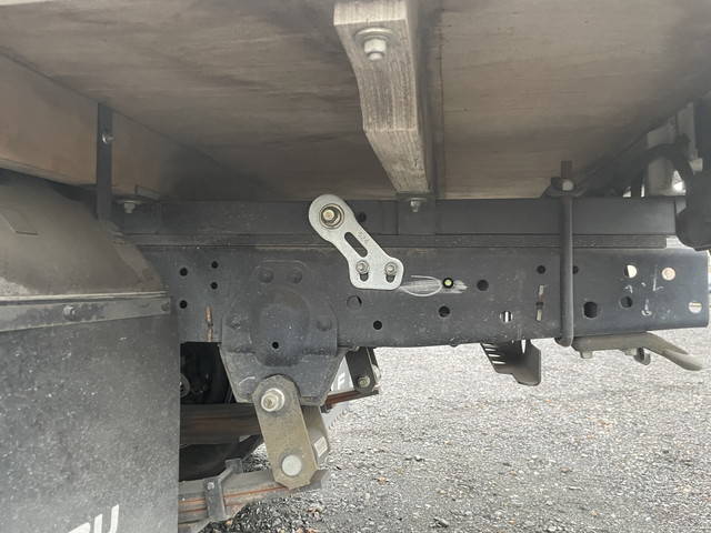 いすゞエルフ平ボディ小型（2t・3t）[写真19]