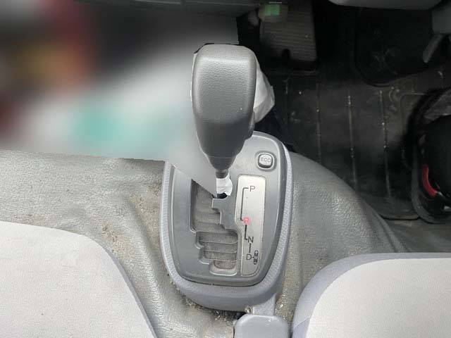 いすゞエルフ平ボディ小型（2t・3t）[写真30]