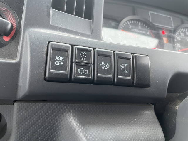 いすゞエルフ平ボディ小型（2t・3t）[写真33]