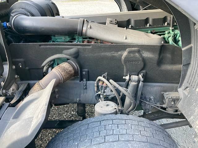 ボルボボルボFHトレーラーヘッド（トラクターヘッド）大型（10t）[写真11]