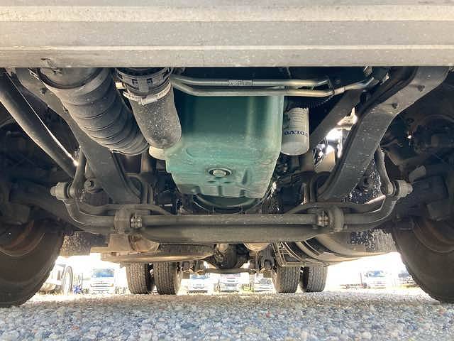 ボルボボルボFHトレーラーヘッド（トラクターヘッド）大型（10t）[写真12]