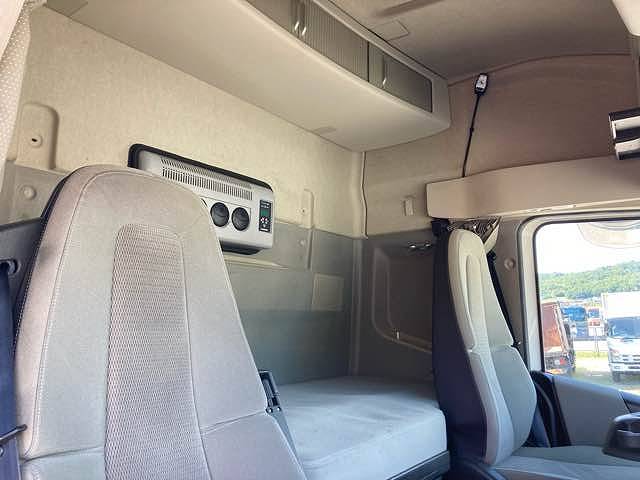 ボルボボルボFHトレーラーヘッド（トラクターヘッド）大型（10t）[写真19]