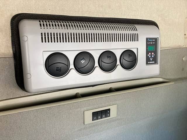 ボルボボルボFHトレーラーヘッド（トラクターヘッド）大型（10t）[写真20]