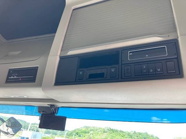 ボルボボルボFHトレーラーヘッド（トラクターヘッド）大型（10t）[写真21]