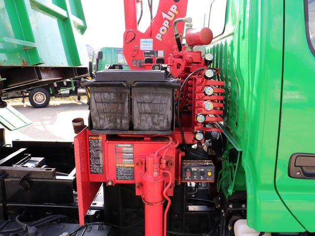 日野デュトロダンプ・クレーン付小型（2t・3t）[写真15]