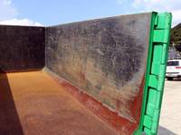 日野デュトロダンプ・クレーン付小型（2t・3t）[写真23]