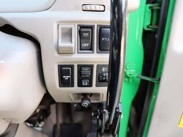 日野デュトロダンプ・クレーン付小型（2t・3t）[写真31]