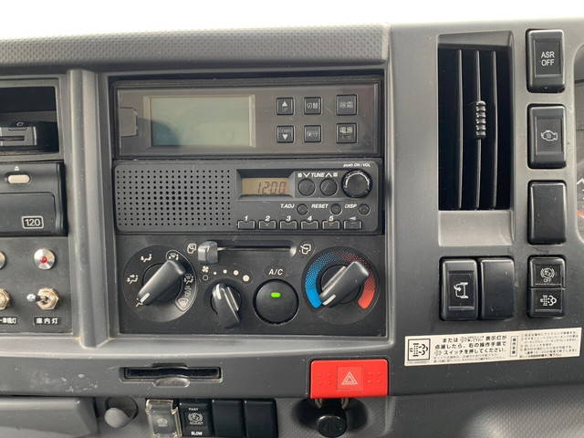 いすゞエルフ冷凍車（冷蔵車）小型（2t・3t）[写真10]